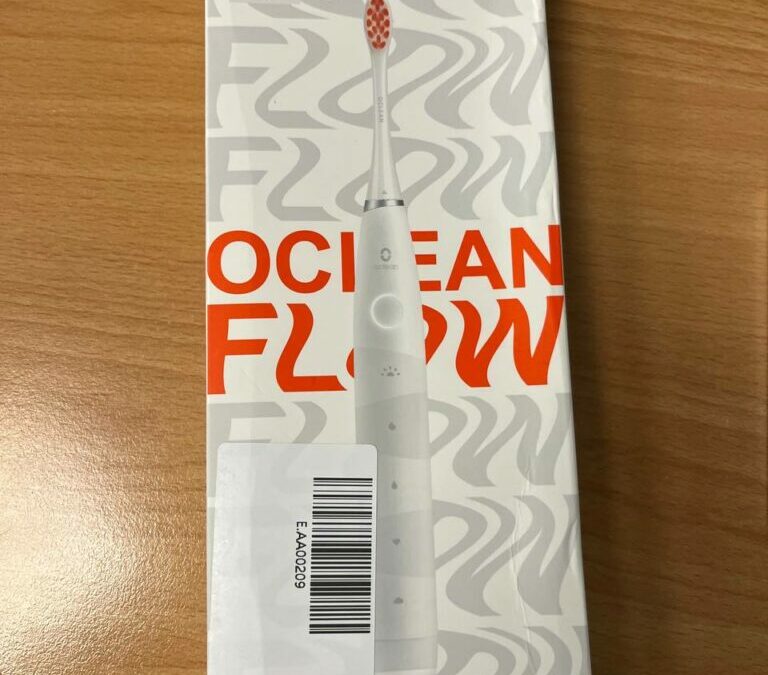 Oclean Flow Sonic Electric Toothbrush Review